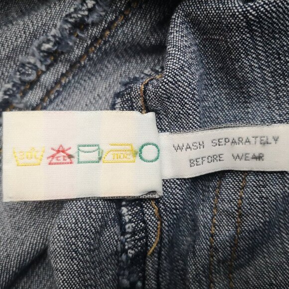 RW&CO Ladies Size Medium Full Zipper Front Fitted Medium Wash Jean Jacket - Picture 5 of 13